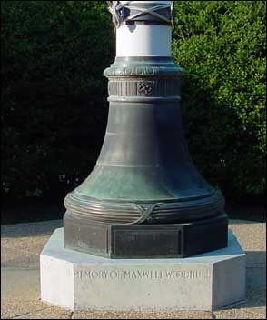 Photo of the Woodhull memorial flagstaff in Arlington National Cemetery
