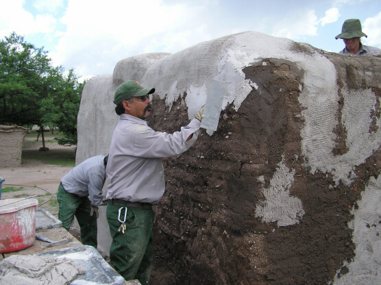 Lime plastering the convento