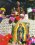 Gloria Moroyoqui flower making demonstration