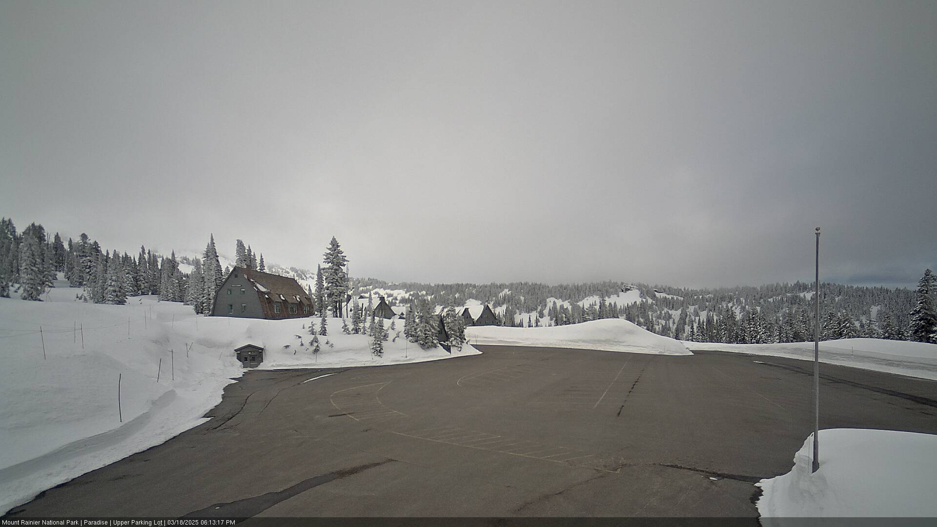 If image does not appear, please try refreshing your browser. Mountain Weather conditions often disable the camera!