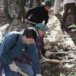 Volunteer trail workers