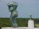 Wilbur and Orville's busts on the monument