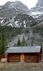 Peavine Cabin is located along the Nizina River