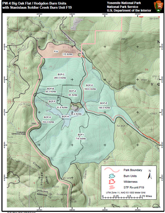 Topo map with outlined fire boundary 