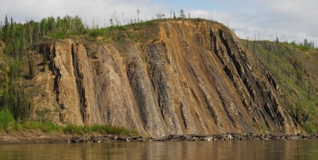 Bluff with vertical layers