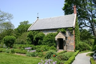 Stone Library  PLAN YOUR VISIT