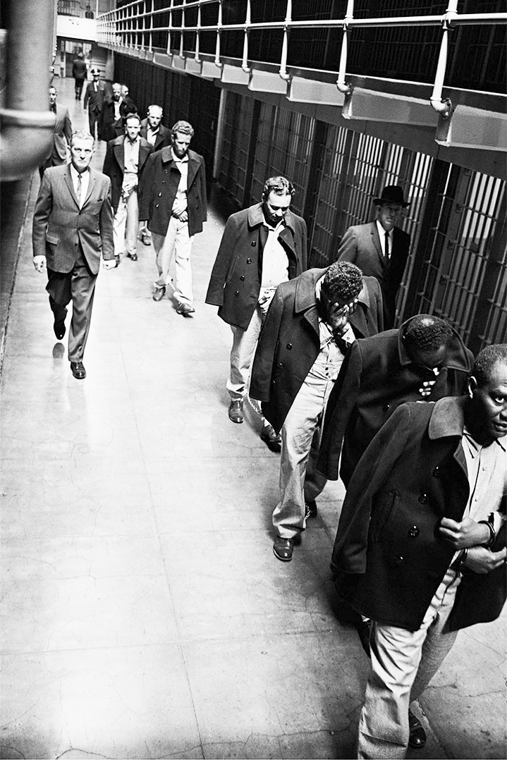 Prisoners leaving Alcatraz the day the federal prison closed, March 21, 1963. (National Parks Near San Francisco)