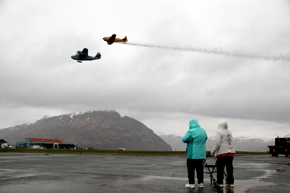 Watching-the-flyover-1000w.jpg?maxwidth\u003d650\u0026autorotate\u003dfalse