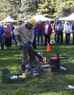 Bronze-Casting-demo,-Sculptural-Visions- Bronze-Casting-demo,-Sculptural-Visions-
