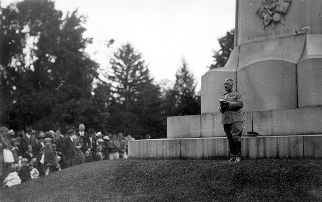 Brig. Gen. Dion Williams leads ceremony at Antietam National Cemetery