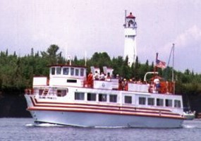 Island Princess near Devils Island - Apostle Islands Cruise Service Island Princess near Devils Island - Apostle Islands Cruise Service