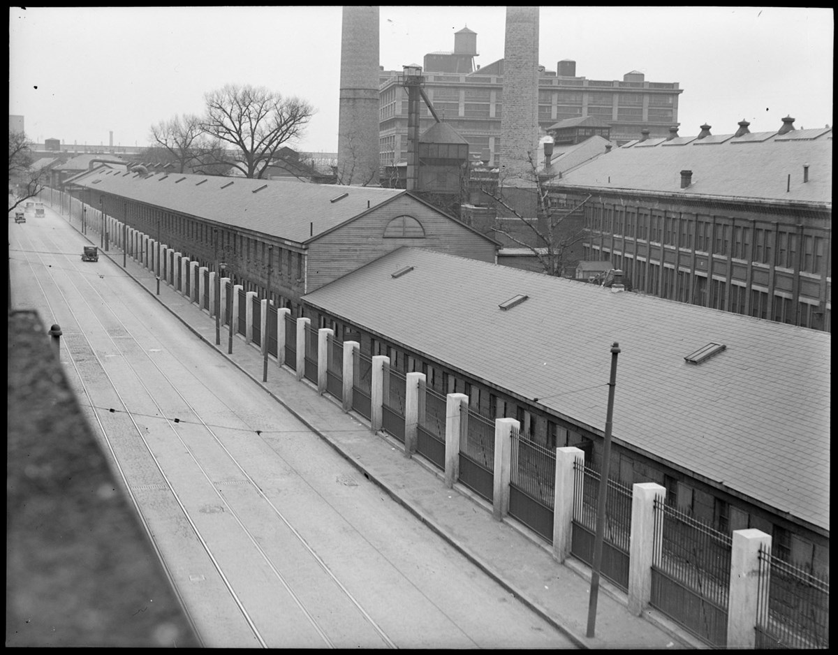 Black and white view of Ropewalk, a quarter-mile long building.