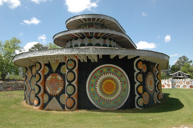 Painted concrete building at Pasaquan. Painted concrete building at Pasaquan.