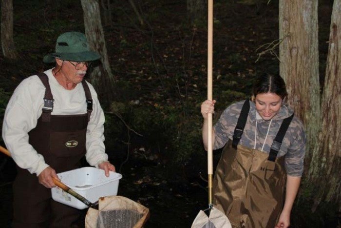 Students from Richard Stockton University learning about water quality while doing a streamside Macroinvertebrate survey. Photos provided by Lynn Maun. Students from Richard Stockton University learning about water quality while doing a streamside Macroinvertebrate survey. Photos provided by Lynn Maun.