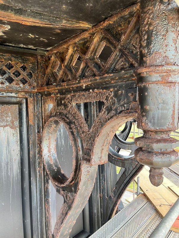 metal brackets on the lighthouse