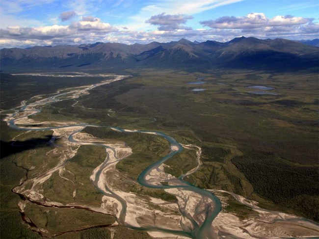 AerialRiver_web aerial view of an arctic river