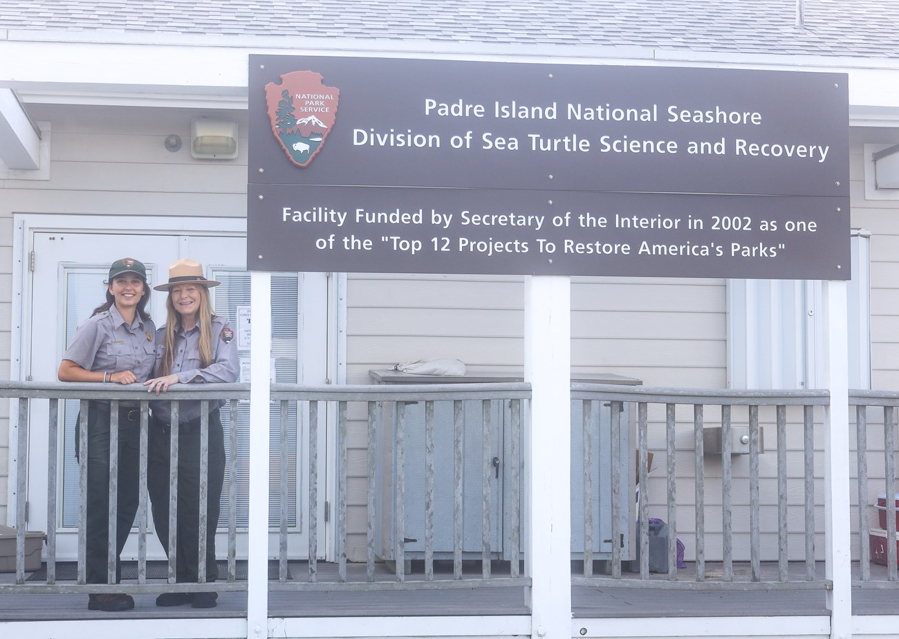 Anna Tripp & Dr. Donna Shaver at the Sea Turtle Lab