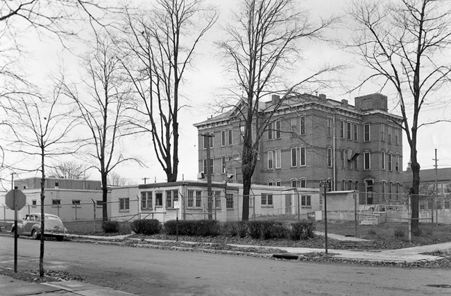 Bonebrake Theological Seminary, Unit 3, Exterior Bonebrake Theological Seminary, Unit 3