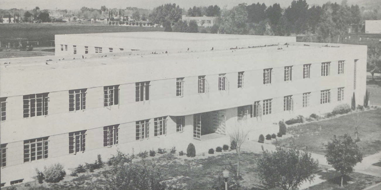 Building at Arizona State Teachers College Black and white photograph of a building at the Arizona State Teachers College, 1943.