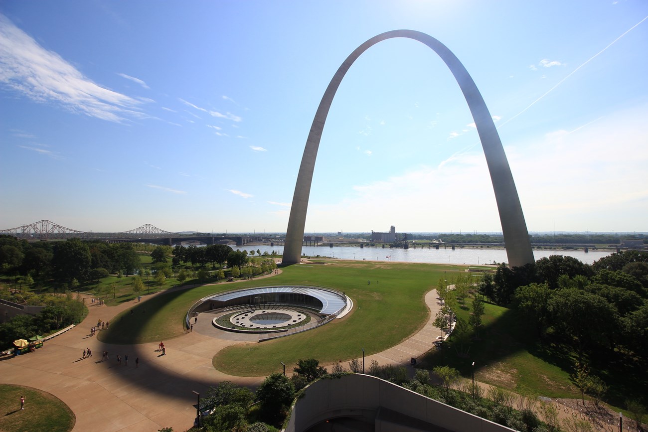 Gateway Arch Overview A view above Gateway Arch