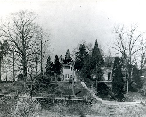 An 1890s photograph of Cedar Hill, Frederick Douglass' home.