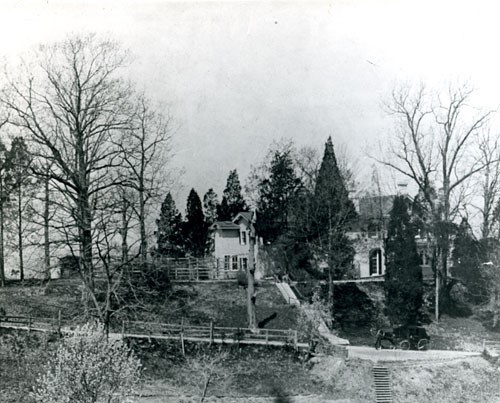 1890s Photograph of Cedar Hill An 1890s photograph of Cedar Hill, Frederick Douglass' home.