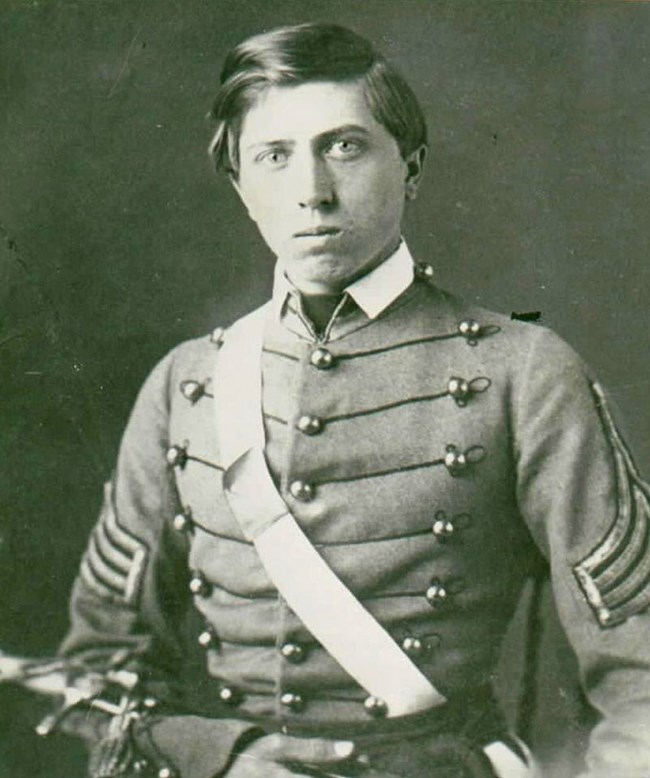Alonzo Cushing Black and white historical photo of a youthful army officer in dress uniform.