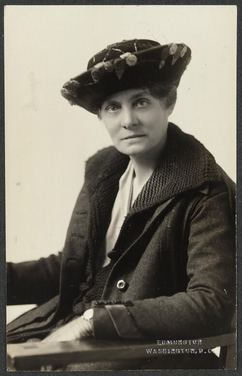 Black and white portrait of Ella St. Clair Thompson