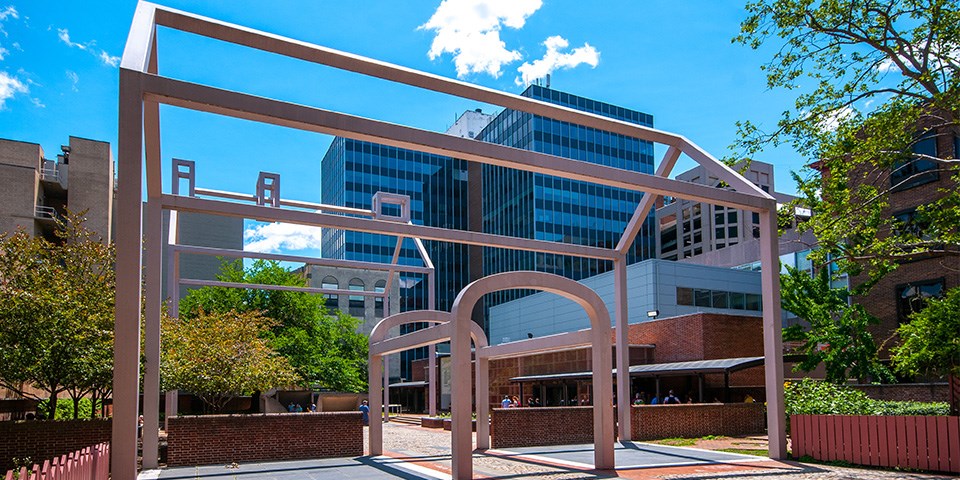 Steel structure outlining where Franklin's house stood.