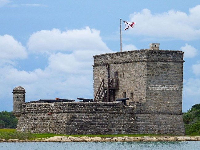 Image of Fort Matanzas on river.