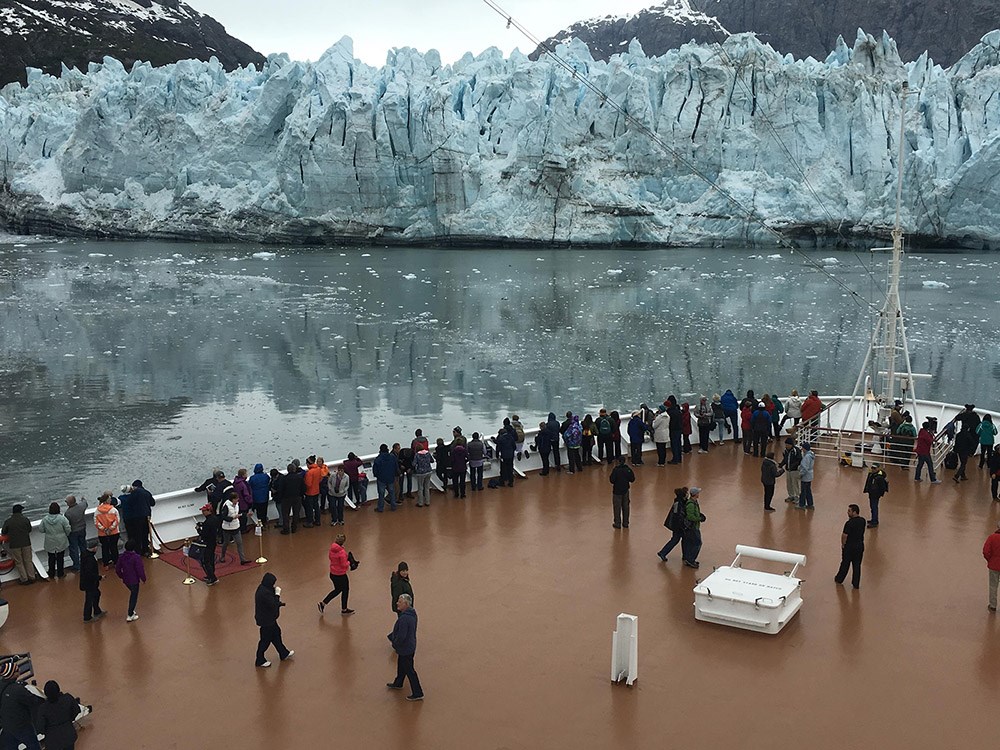 Gende_Fig1b_web Cruise ship passengers view a tidewater glacier up close.