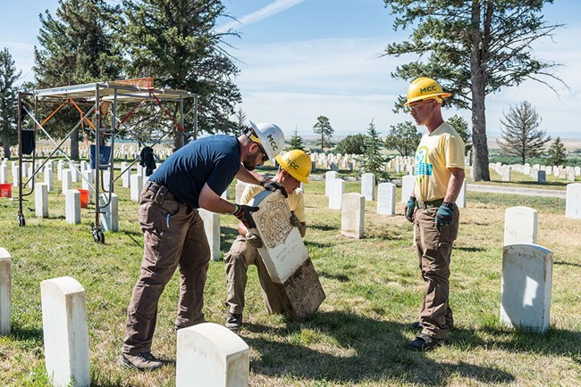 HOPE Crew at Little Bighorn HOPE Crew at Little Bighorn