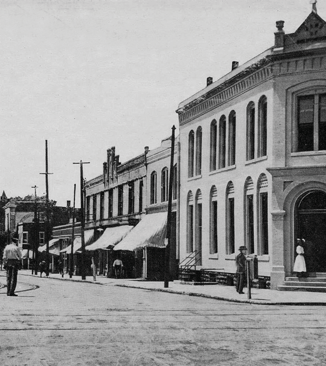 Independence, Missouri, early 1900s. Independence, Missouri, early 1900s