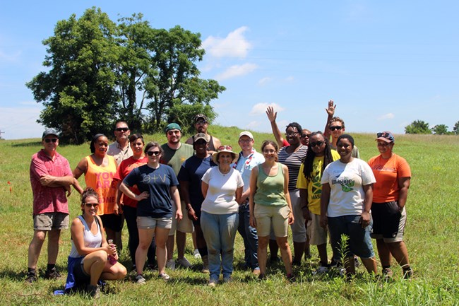 Veterans Curation Program of Augusta, Georgia, undergraduate and graduate students in the 2016 University of Illinois field school, and volunteers at the Pottersville site in Edgefield County, South Carolina.
