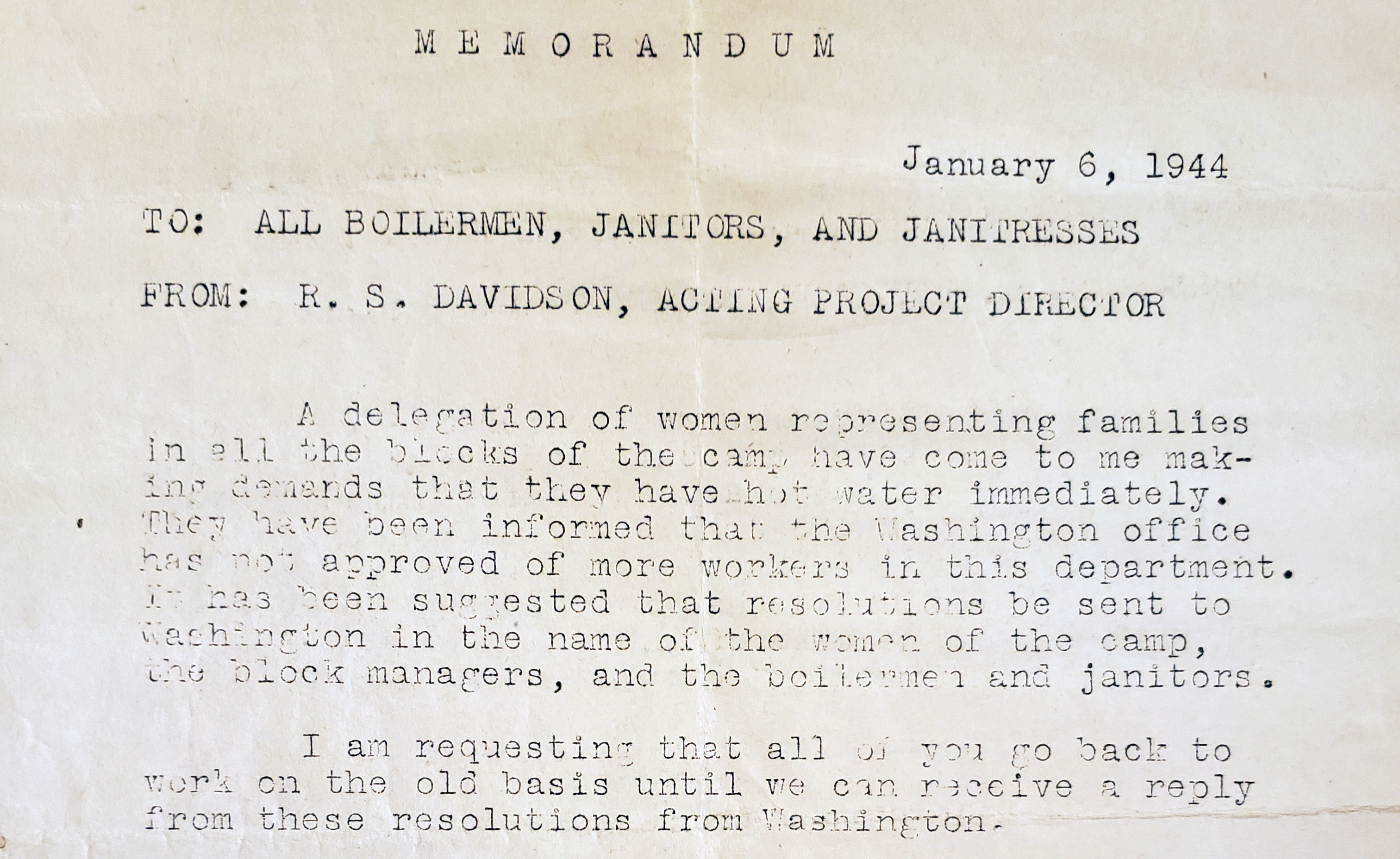 Type-written memo to people incarcerated at Minidoka, dated January 6, 1944.