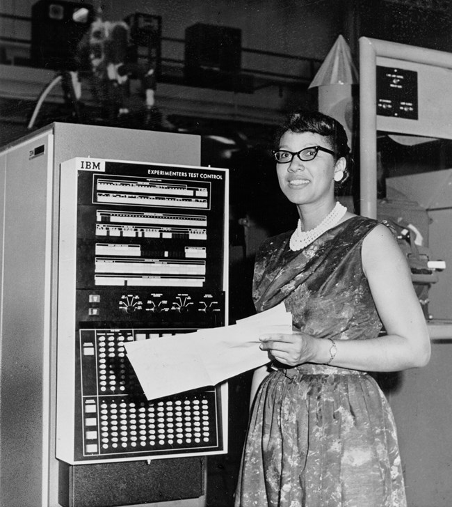 Melba Roy heads the group of NASA mathematicians