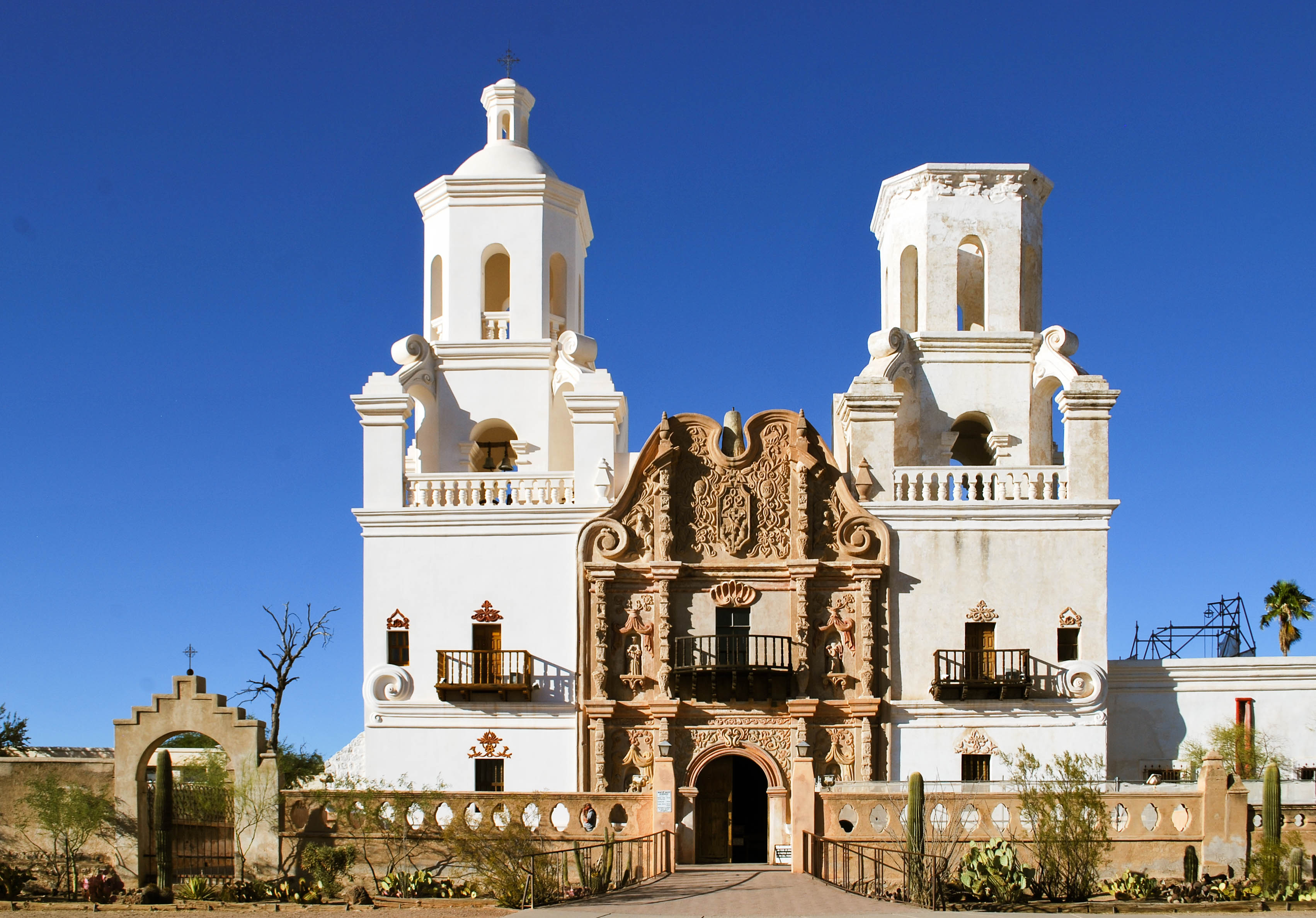 Mission-San-Xavier-del-Bac_AZ-NPS-Photo.jpg?maxwidth\u003d1300\u0026autorotate\u003dfalse