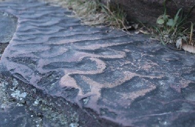 Ripple Marks Wavy lines on stone