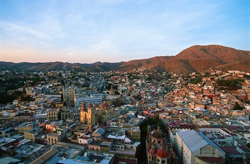 All the world's a stage”: Creating Guanajuato, Mexico's Tourism Image