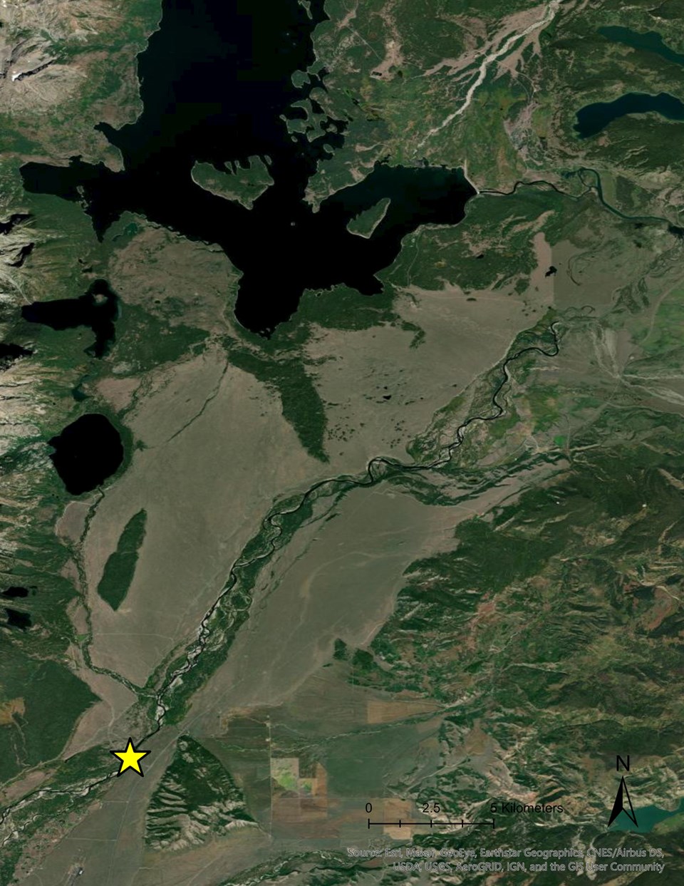 Map of Snake River with a star marking the Moose, WY, monitoring site below Jackson Lake
