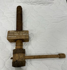 WICR 347 Bench Clamp