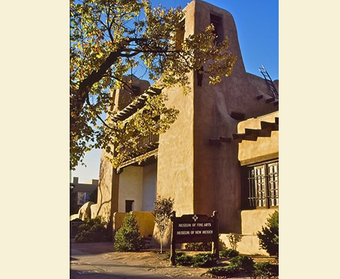 Located across the street from the Santa Fe Plaza, the 1917 New Mexico Museum of Art is an icon of the Spanish-Pueblo Revival architectural style that took hold in downtown Santa Fe in the early 20th century. Photo © Jack Parsons