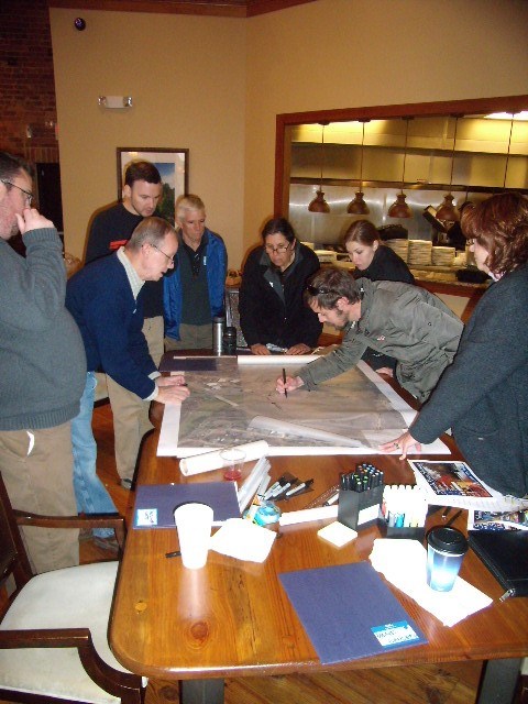 Community members and stakeholders came together for a design charrette to discuss plans for the Blueway with the South Carolina – American Society of Landscape Architects. Photo courtesy of the National Park Service. Community members and stakeholders came together for a design charrette to discuss plans for the Blueway with the South Carolina – American Society of Landscape Architects. Photo courtesy of the National Park Service.