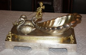 a centerpiece that resembles a swan