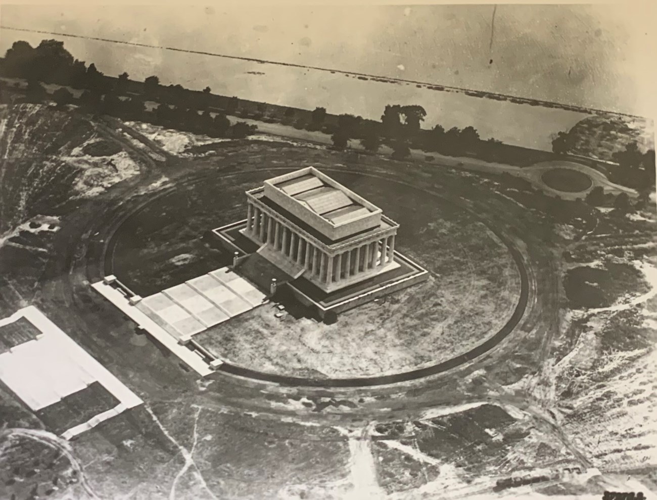 Lincoln Memorial Aerial view of the Lincoln Memorial after it was finished