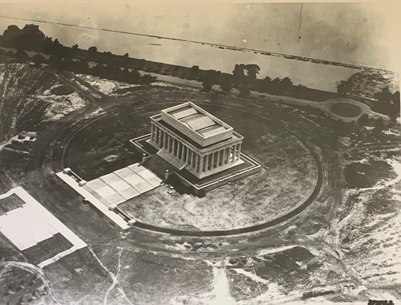 Lincoln Memorial Aerial view of the Lincoln Memorial after it was finished