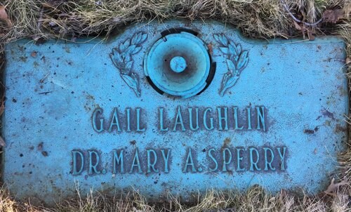 Photo of Laughlin and Sperry's joint headstone by Wendy Rouse