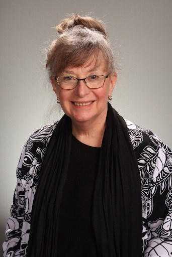 Dr. Julie Roberts is a Professor of Linguistics at the University of Vermont. Dr. Julie Roberts is a Professor of Linguistics at the University of Vermont.