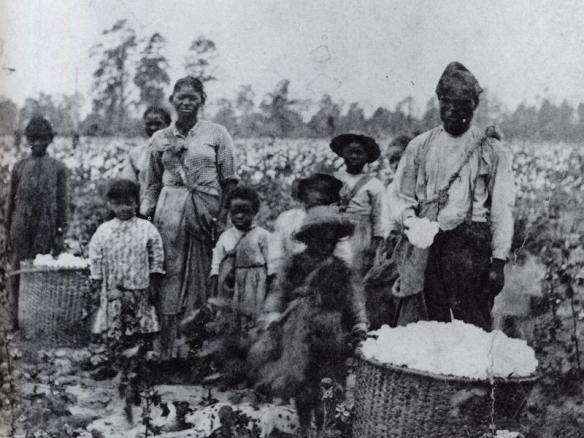 slaveryingeorgia a groupf slaves in Georgia