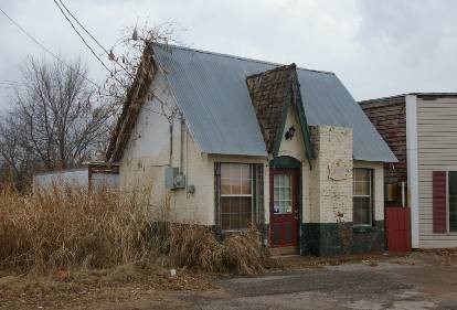 Vacant Phillips 66 station in Jones, Oklahoma Vacant Phillips 66 station in Jones, Oklahoma